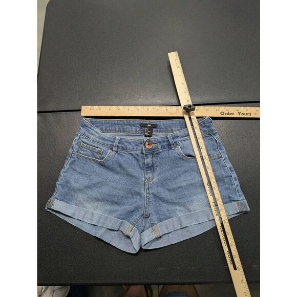 H&M Denim Shorts High Waisted Light Wash Size 2 - Picture 4 of 4